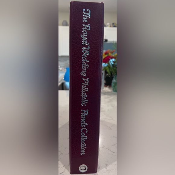 The Royal wedding philatelic panels collection - Picture 3 of 13